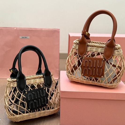 [MiuMiu] レザートリム ペイ トート (MiuMiu/かごバッグ)